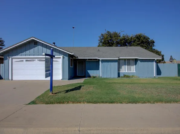 8621 Diamond Ln, Hilmar, CA 95324