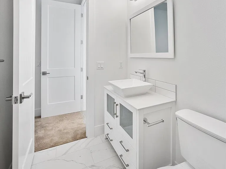 9002 Redmond Woodinville Rd NE #9002 — Photo 16