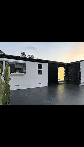 11836 Laurelwood Dr — Photo 2