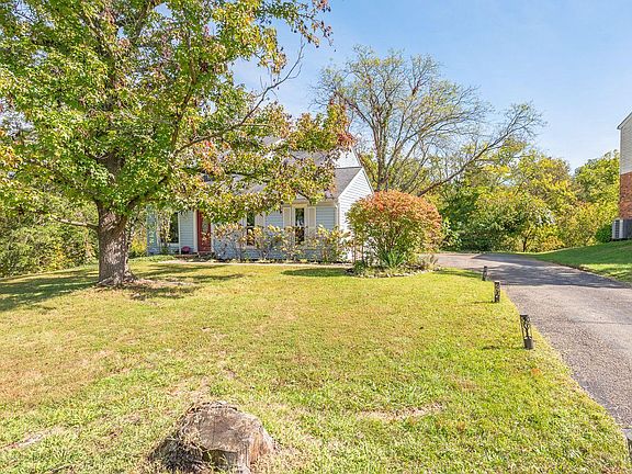 2nd image of 6565 Windfield Ct