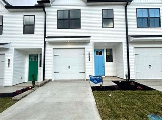 8814 Chapman Triangle Way, Knoxville, TN 37920