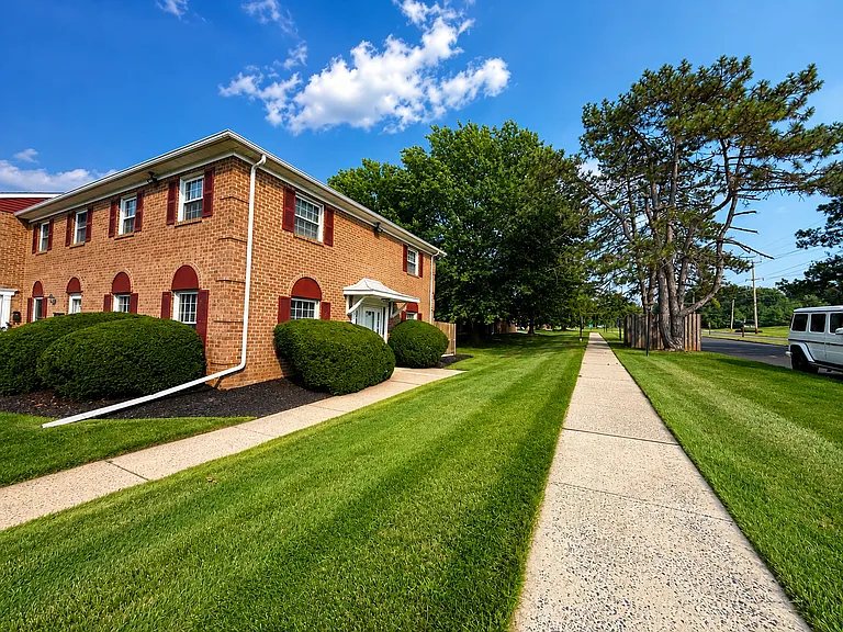 1 Kerwick Ct — Photo 17