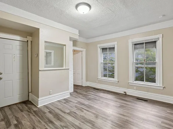 481 Edmund Ave, Saint Paul, MN 55103