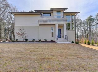 580 Jones Rd, Roswell, GA 30075