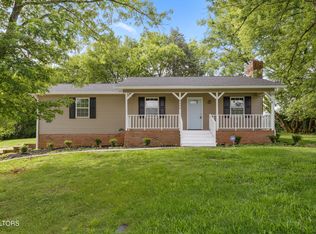 3404 Clayton Ct, Maryville, TN 37804