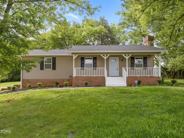 3404 Clayton Ct, Maryville, TN 37804