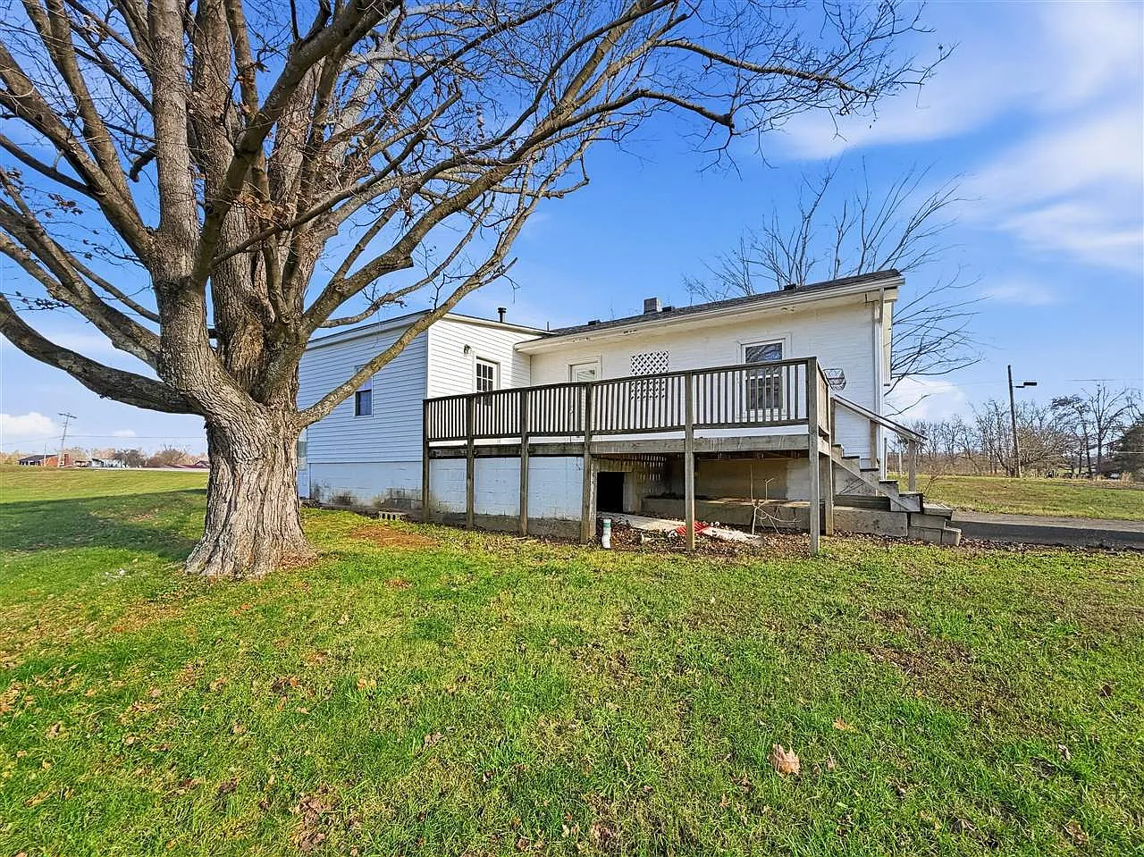 3 bed, 1452 sqft, $1,549 — Photo 4