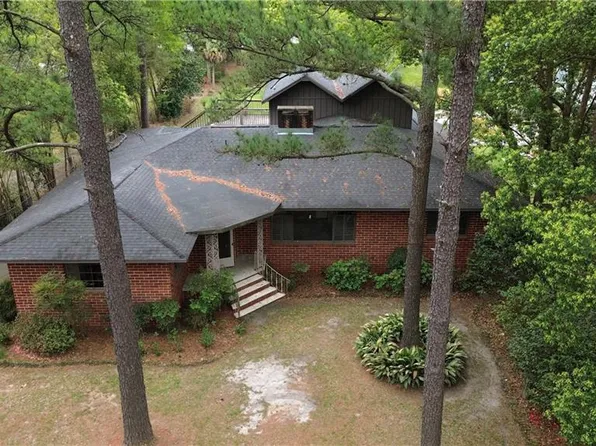 2315 S Hillwood Dr, Mobile, AL 36605