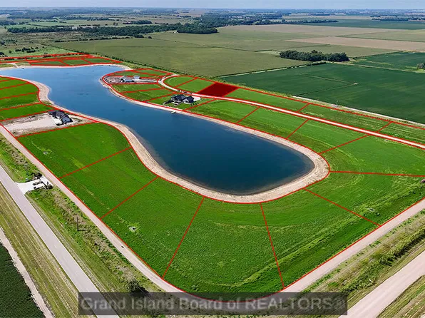 35 Bald Eagle Dr, Chapman, NE 68827