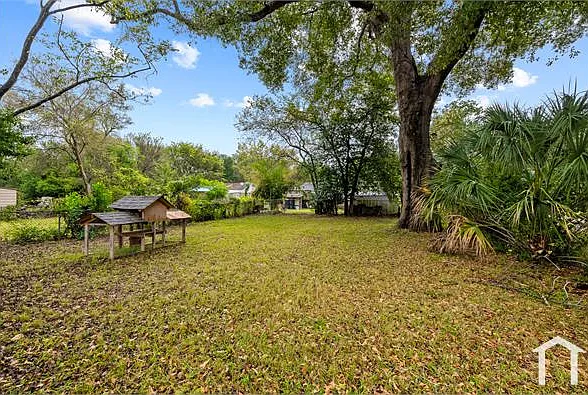 4010 Vandiver Ct — Photo 14