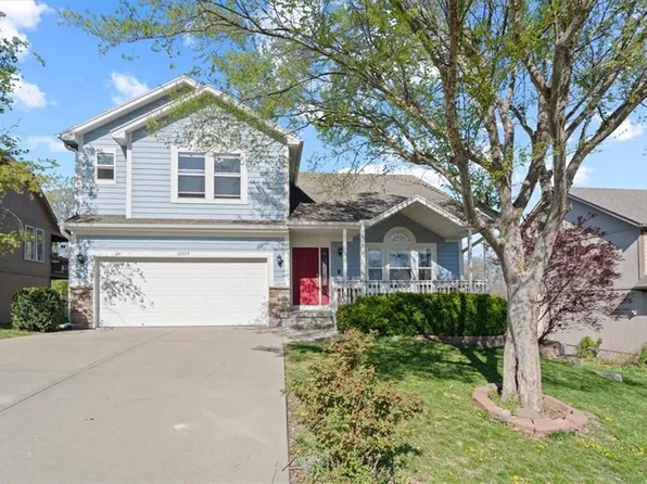 12204 Bennington St, Grandview, MO 64030