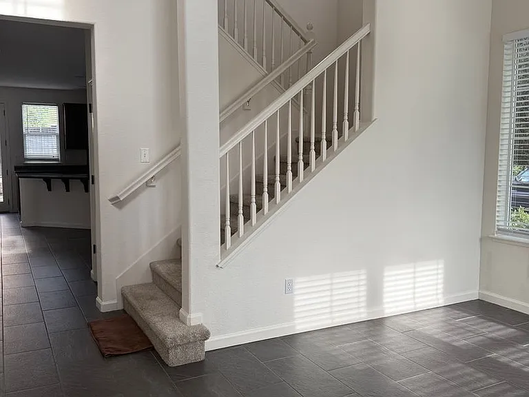 651 Jade Way — Photo 7
