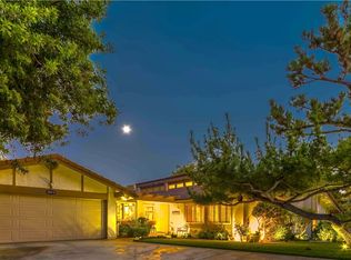 662 Via Zapata, Riverside, CA 92507