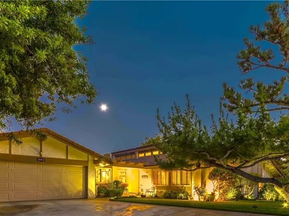 662 Via Zapata, Riverside, CA 92507