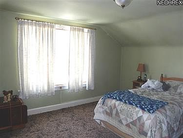 4th image of 2802 Norwood St
