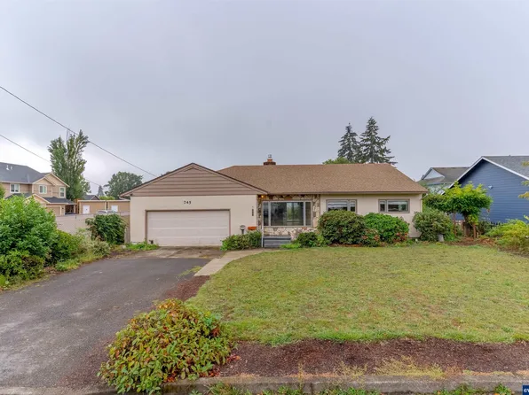 745 Clay St E, Monmouth, OR 97361