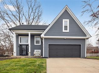 21155 W 125th Ter, Olathe, KS 66061