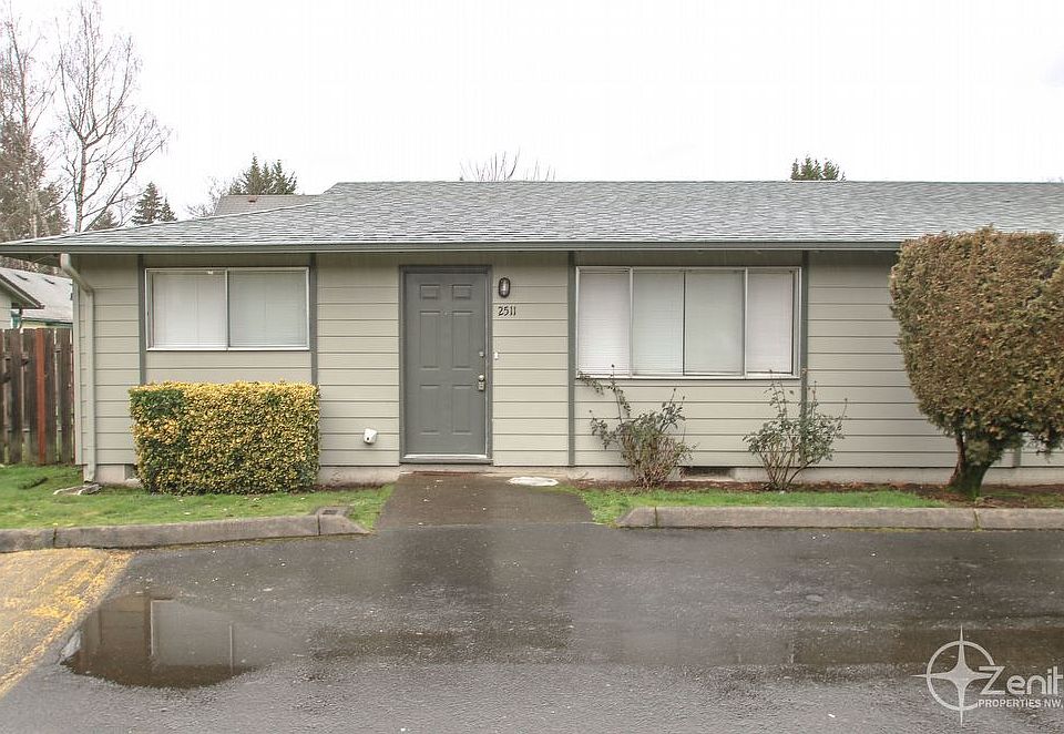 1st image of 2511 Neals Ln