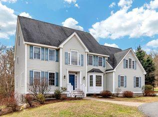 2 Applewood Dr, Chelmsford, MA 01824