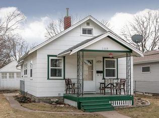 1115 I Ave NW, Cedar Rapids, IA 52405
