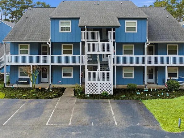 24 Boundaryline Drive NW Apt C, Calabash, NC 28467