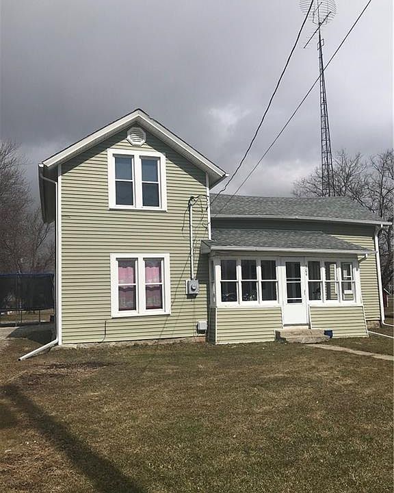 1st image of 304 W North Ave