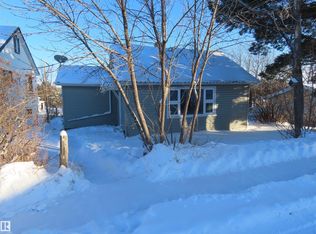 5124 51st Ave, Wabamun, AB T0E2K0