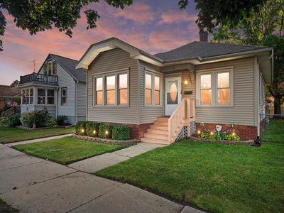 2008 Case AVENUE, Racine, WI, 53403