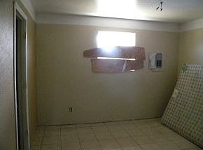 4th image of 11648 Datsun Dr