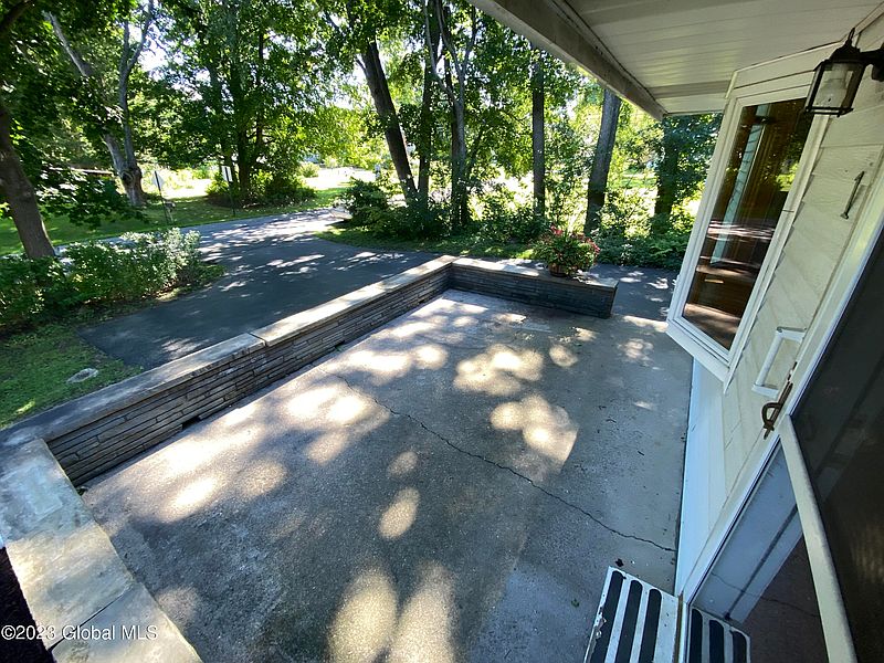 4th image of 1 Hillandale Drive