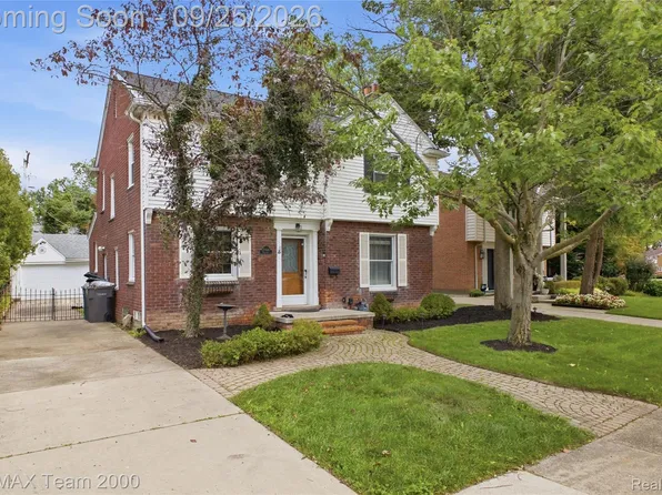 24616 Fairmount Dr, Dearborn, MI 48124
