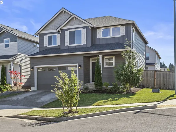 814 NE Buckthorn Dr, Estacada, OR 97023