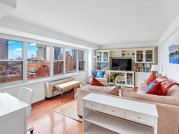 2nd image of 1478 1st Ave #17B