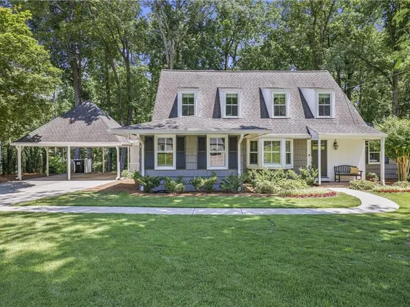 990 Winding Creek Trl, Sandy Springs, GA 30328