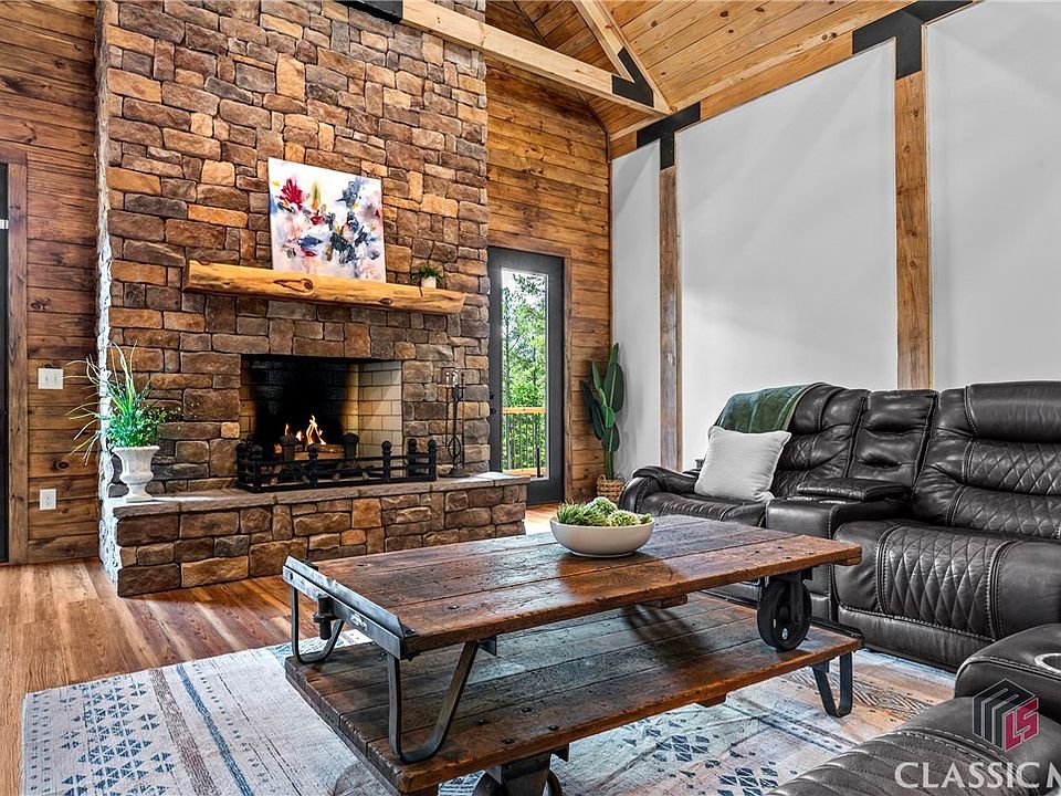 7th image of this home