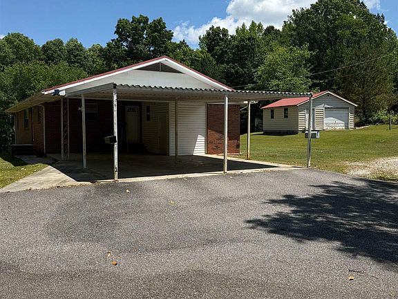 3rd image of 5736 Newburg Rd