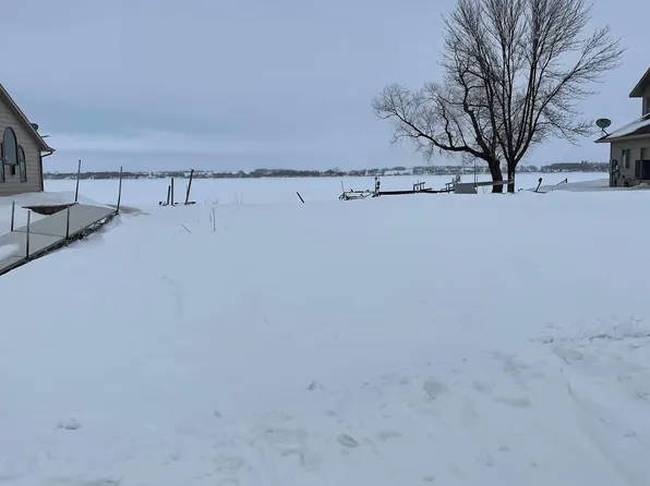 6576 Peninsula Point, Wentworth, SD 57075