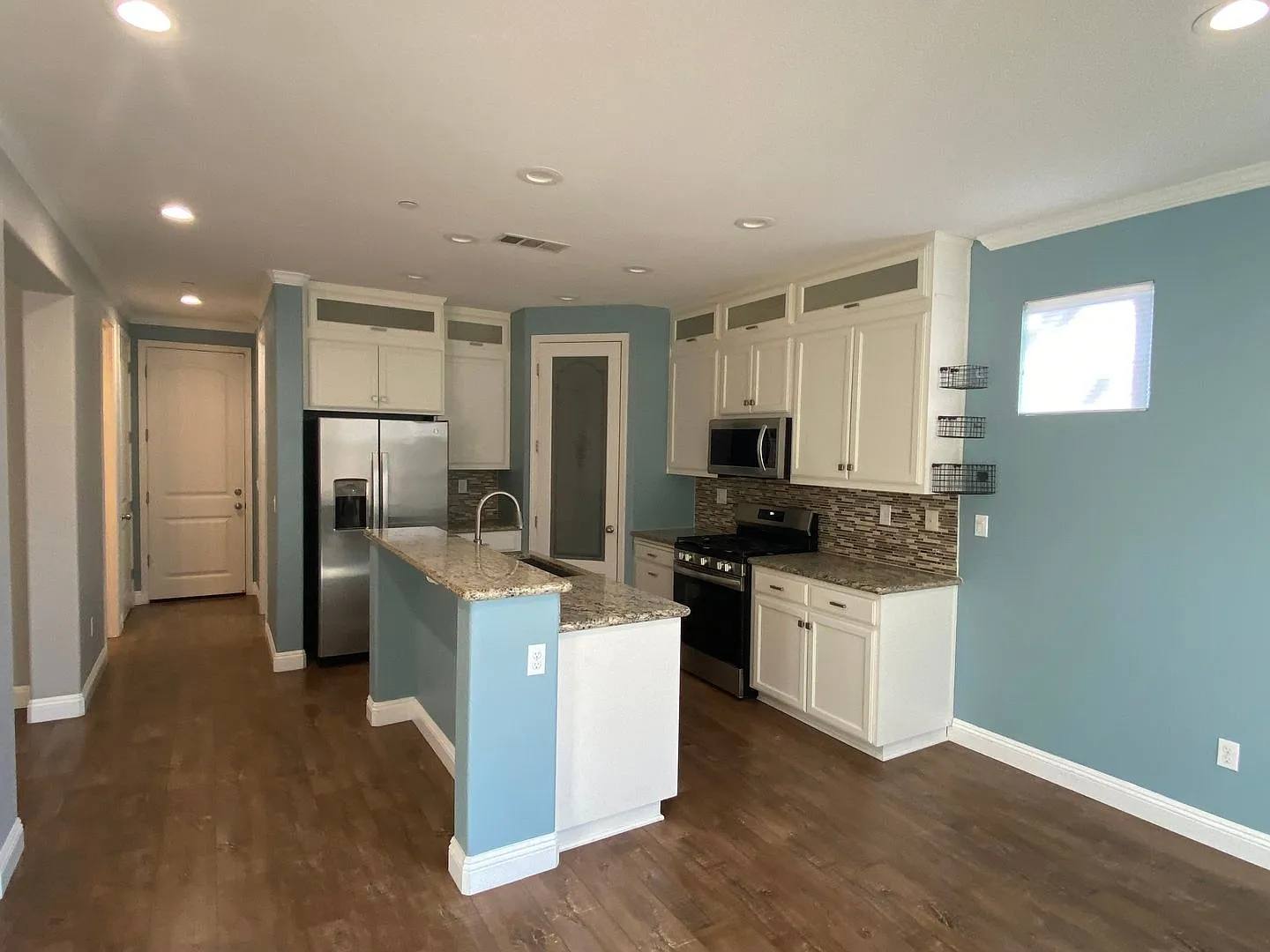 709 Embassy - North Village - Vacaville — Photo 4