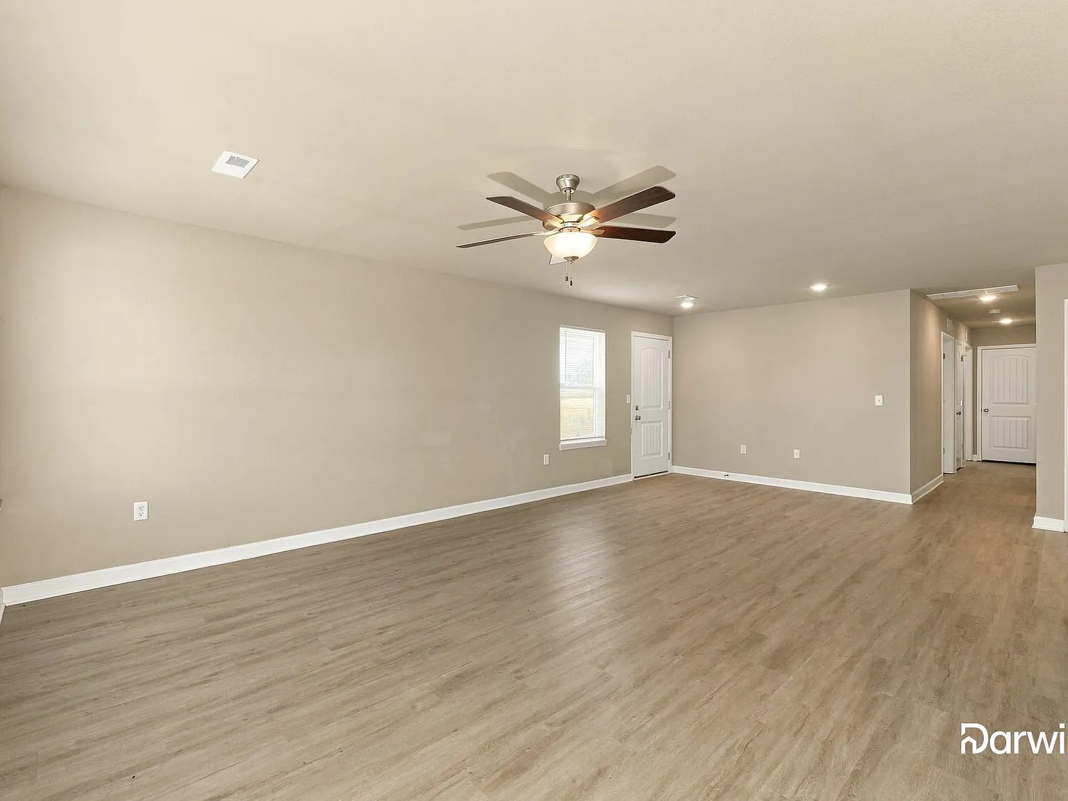 3 bed, 2.0 bath, 1253 sqft, $1,750 — Photo 4