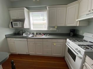 205 College Ave #1, Somerville, MA 02144