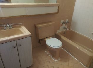 9131 W Congress St #10, Milwaukee, WI 53225