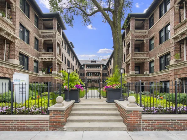Reside on Irving Park