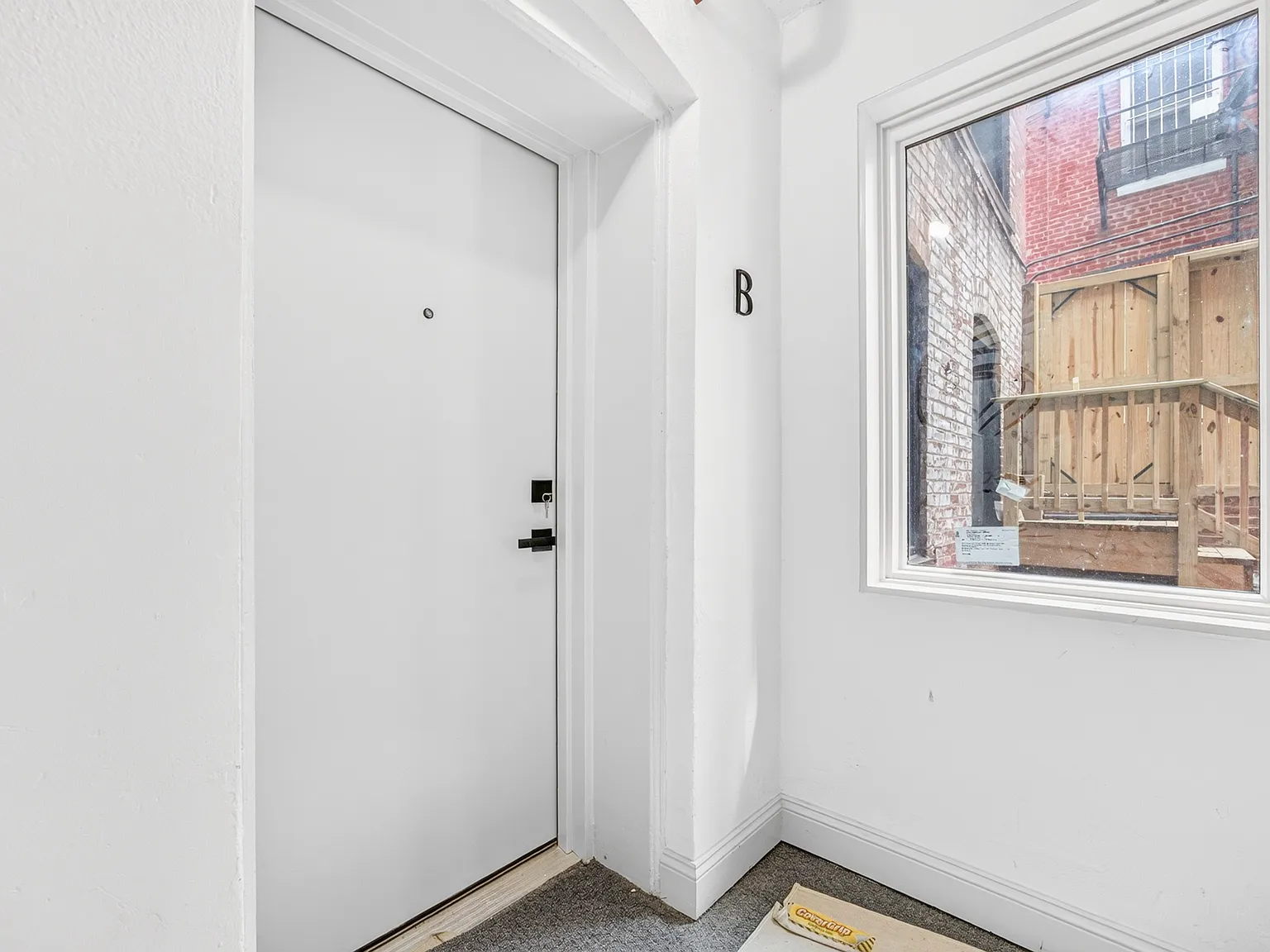 1 bed, 450 sqft, $2,700 — Photo 4