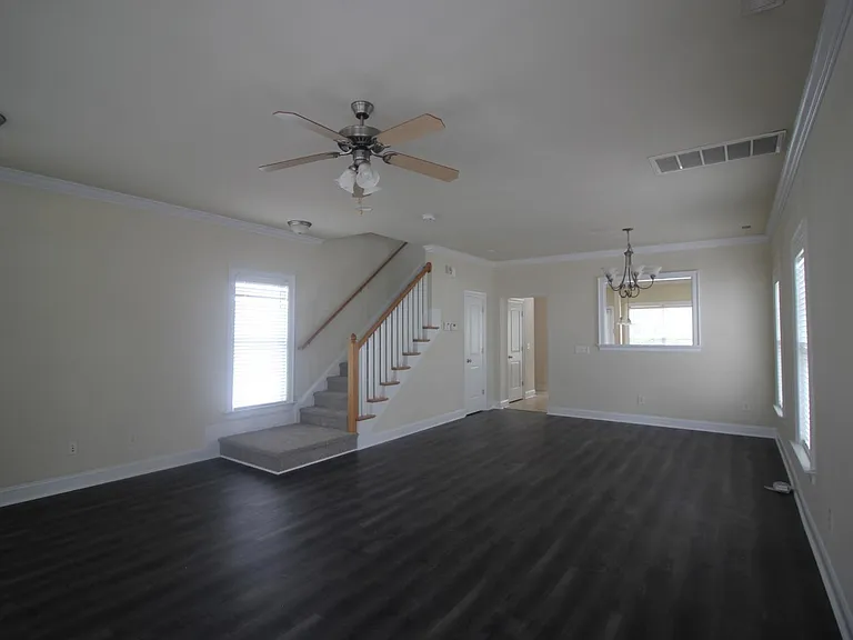 7745 Acc Blvd — Photo 9
