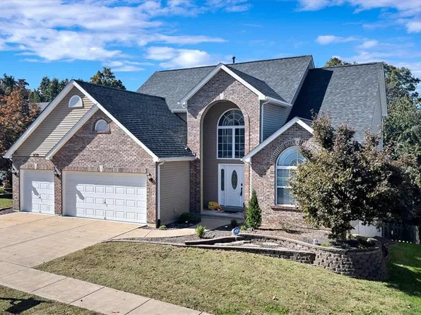 5139 Romaine Spring Dr, Fenton, MO 63026