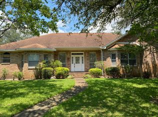 2020 Plantation Oaks Dr, Navarre, FL 32566