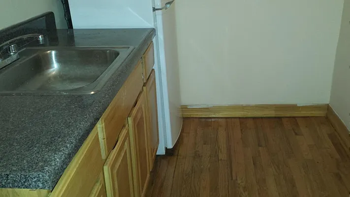 Rented by Camhi NYC Realty Inc | media 12