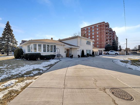 5th image of 8315 W Bryn Mawr Ave