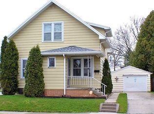 2313 Kroos Ct, Sheboygan, WI 53083