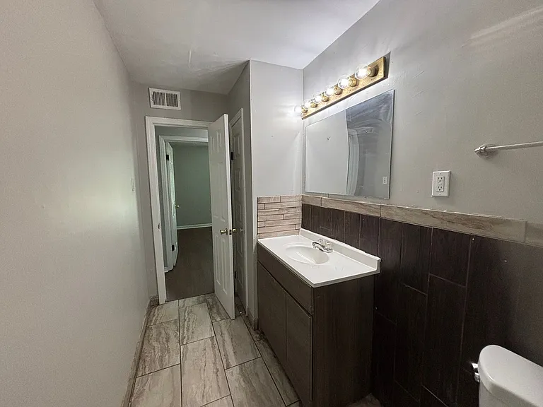 2771 Northmeade Ave — Photo 24